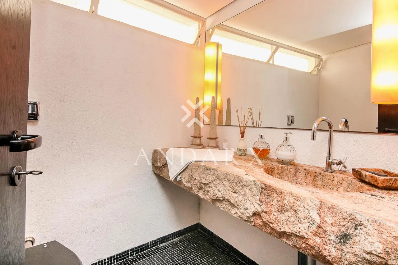 Casa com 4 suítes à venda em Pacaembu, São Paulo, por R$ 3.900.000 Imagem 13