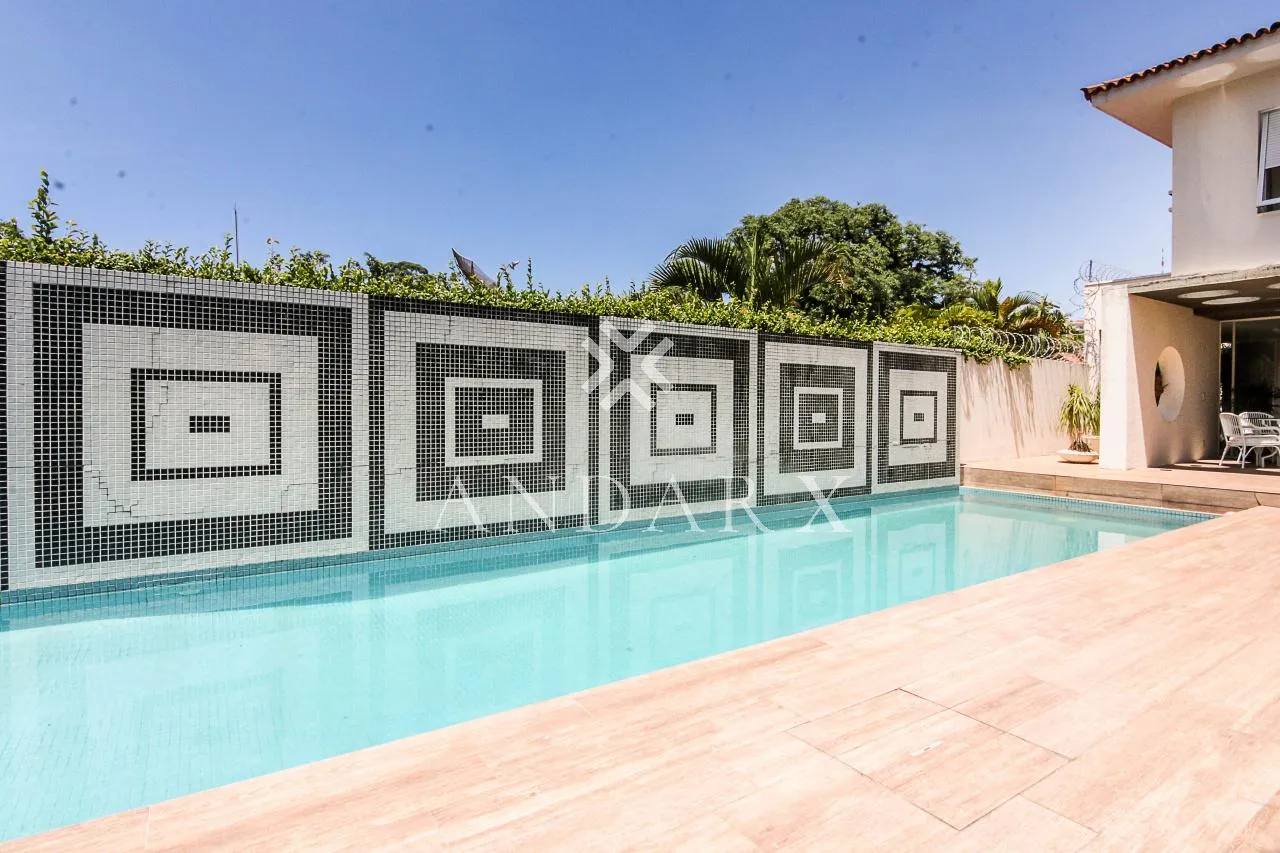 Casa com 4 suítes à venda em Pacaembu, São Paulo, por R$ 3.900.000 Imagem 2