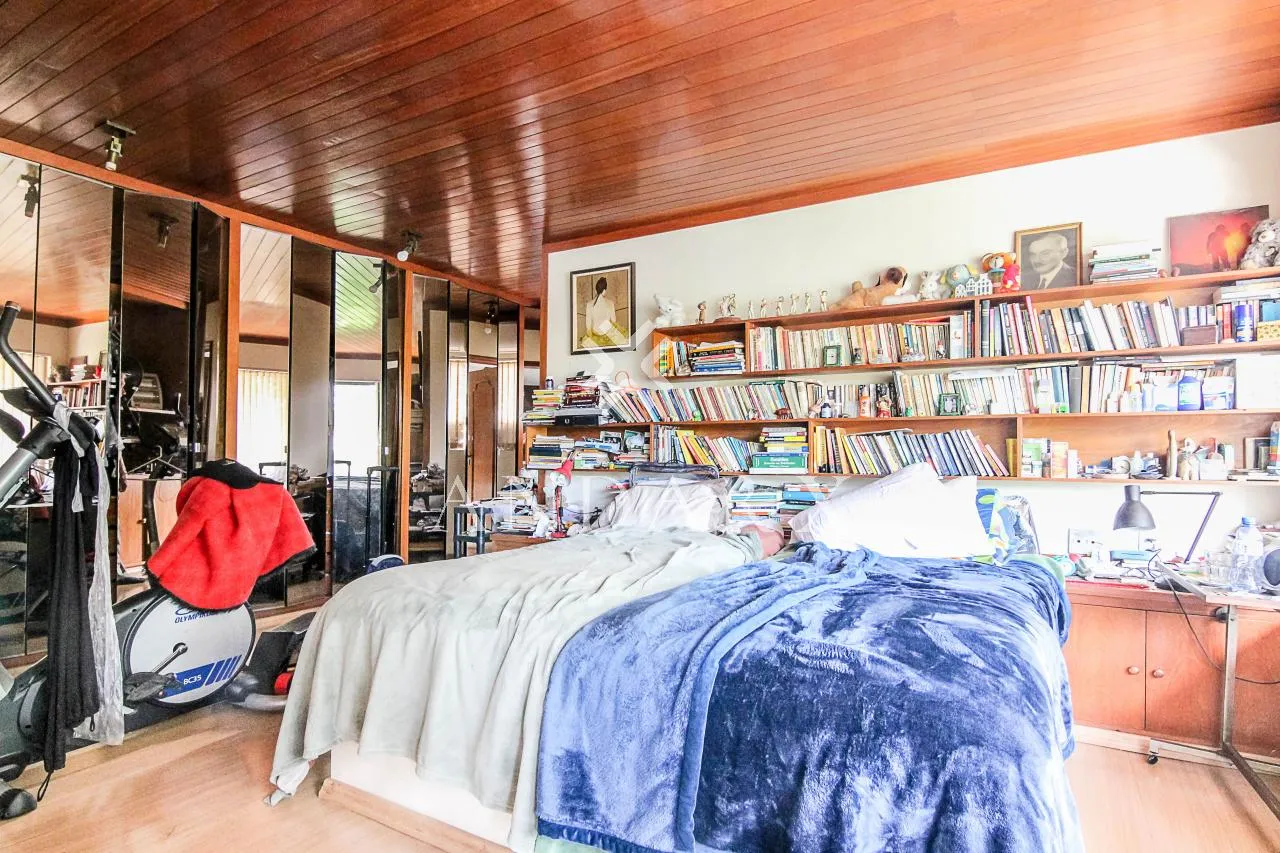Casa com 3 suítes à venda em Pacaembu, São Paulo, por R$ 3.500.000 Imagem 15