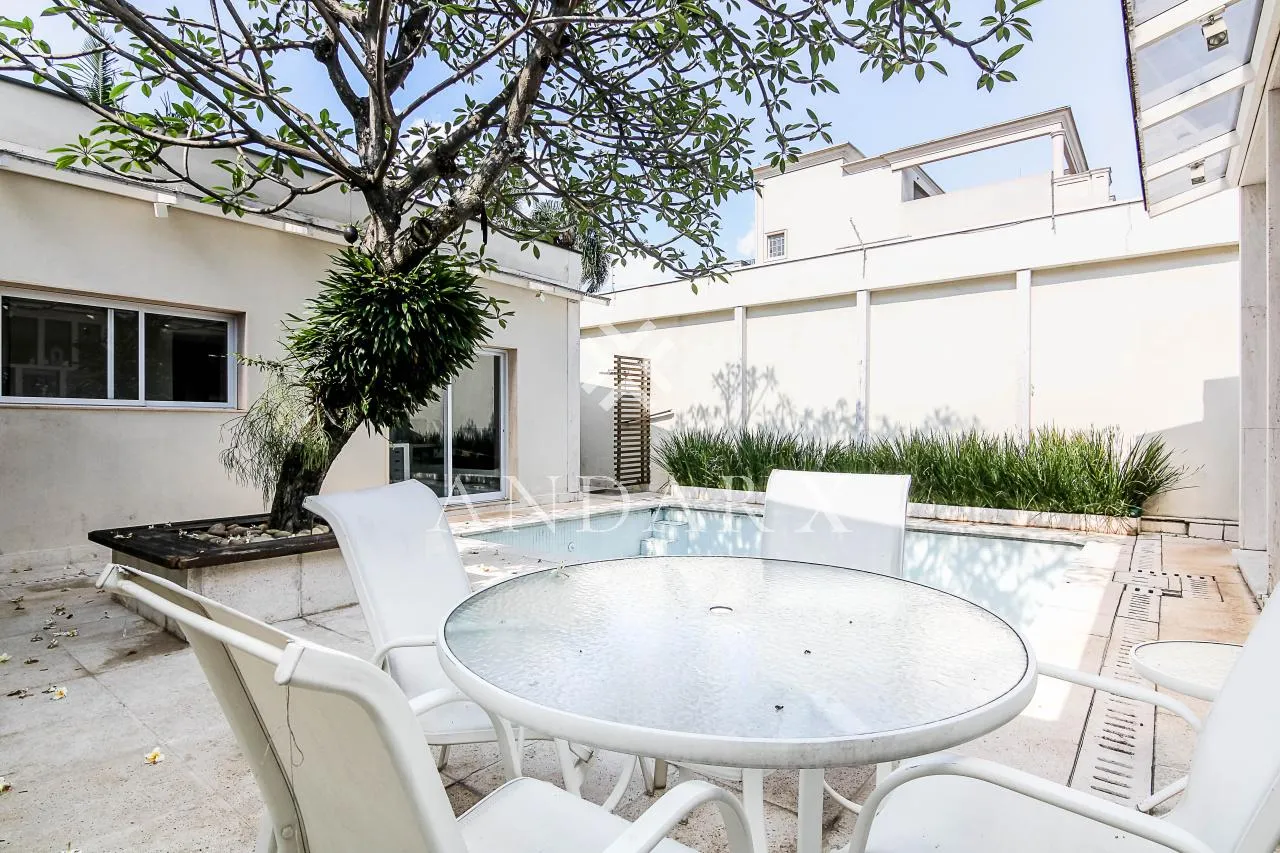 Casa com 3 suítes à venda em Pacaembu, São Paulo, por R$ 4.400.000 Imagem 13