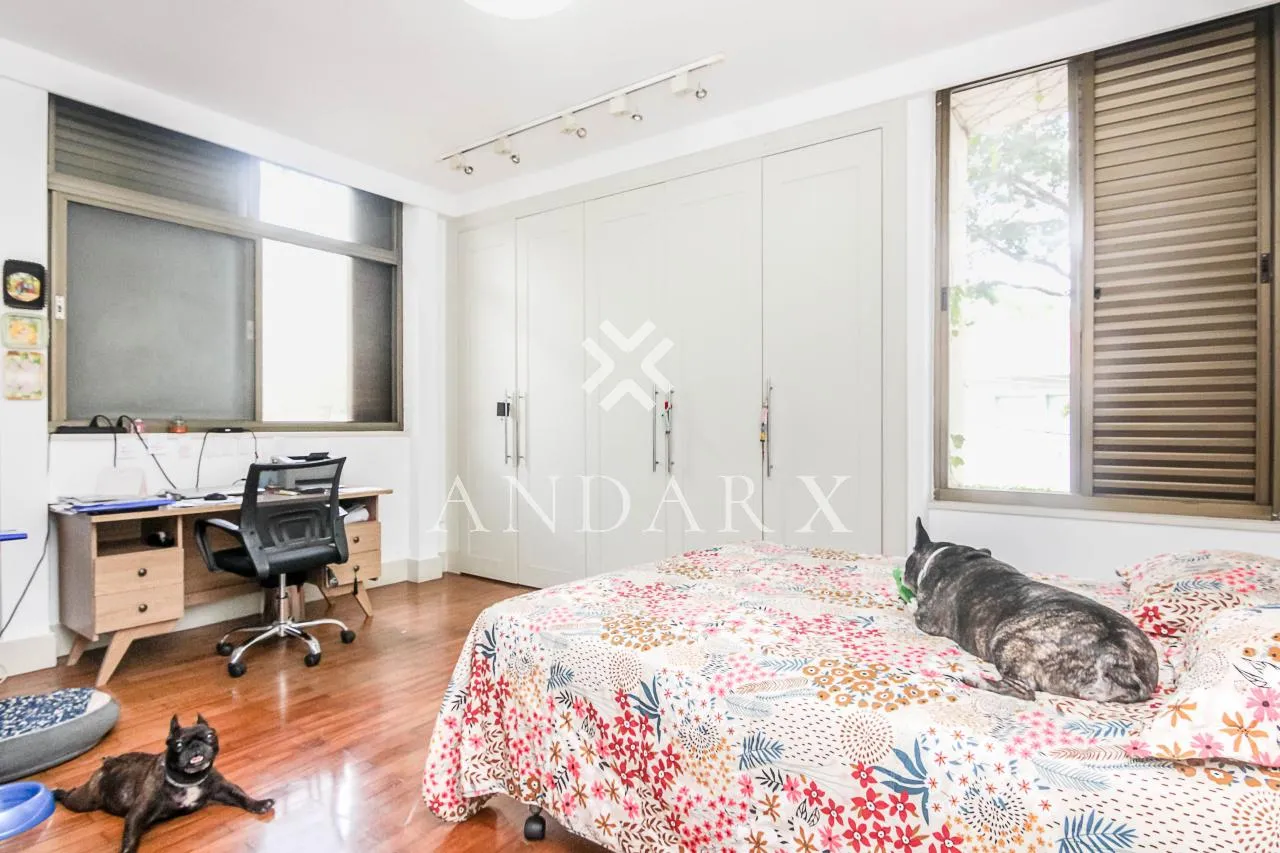 Casa com 5 suítes à venda em Pacaembu, São Paulo, por R$ 5.500.000 Imagem 11