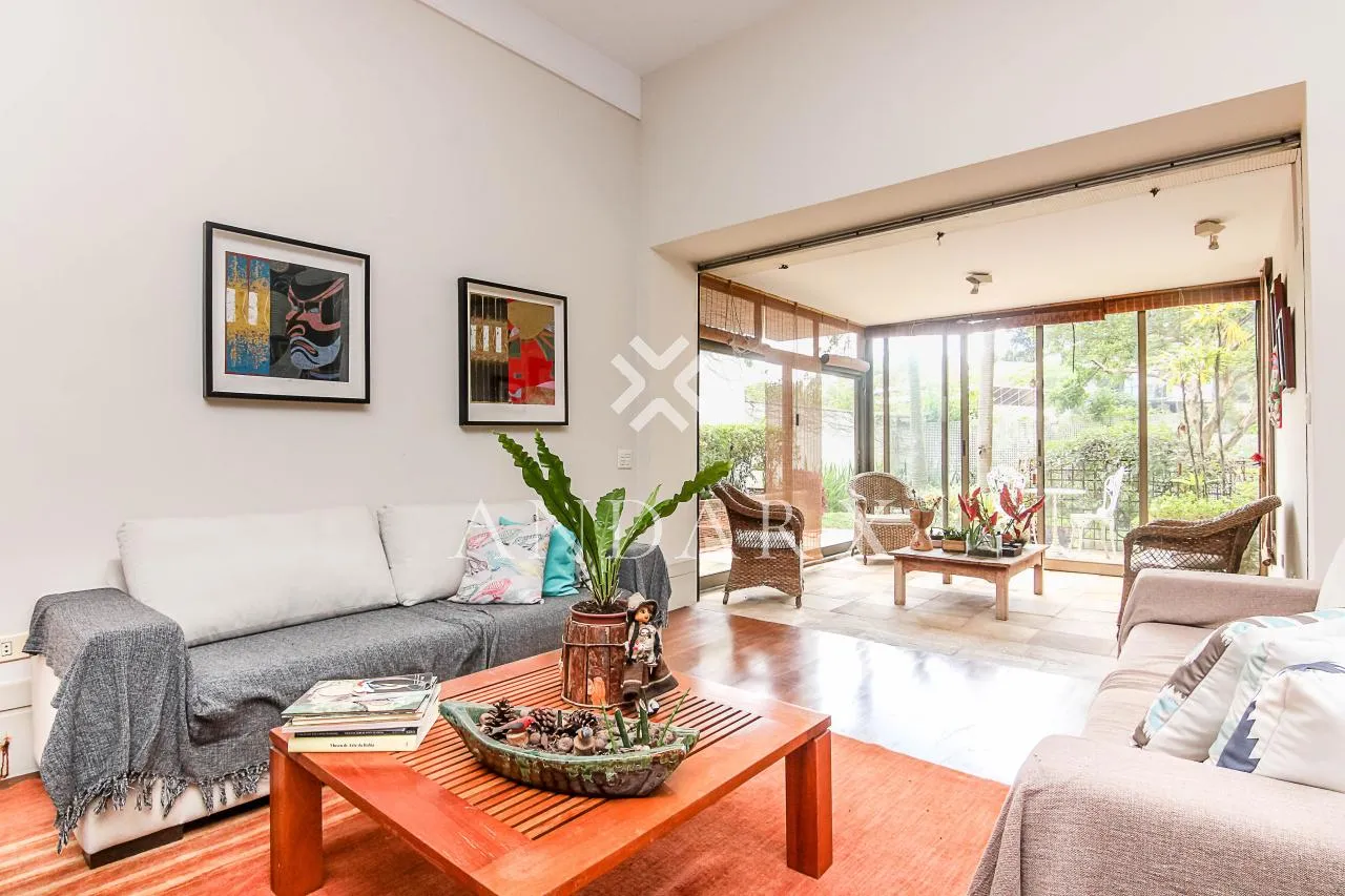 Casa com 5 suítes à venda em Pacaembu, São Paulo, por R$ 5.500.000 Imagem 4