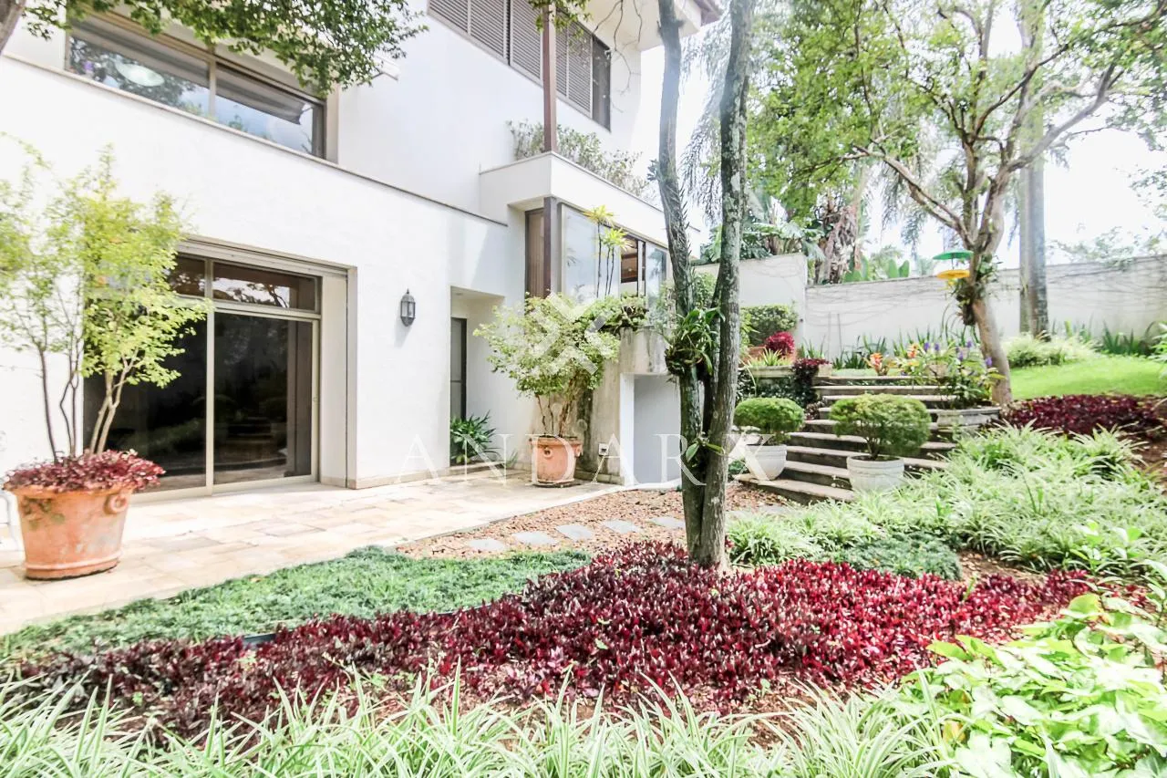 Casa com 5 suítes à venda em Pacaembu, São Paulo, por R$ 5.500.000 Imagem 7
