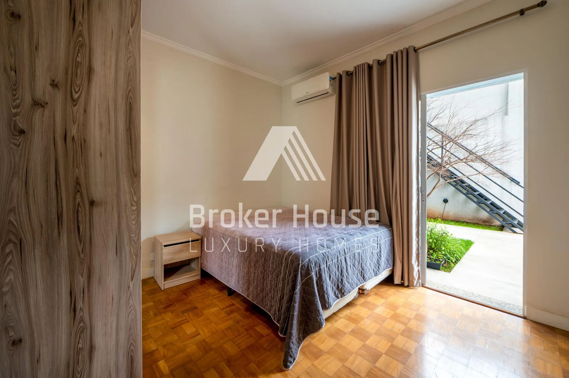 Casa com 5 suítes à venda em Brooklin, São Paulo, por R$ 5.200.000 Imagem 31