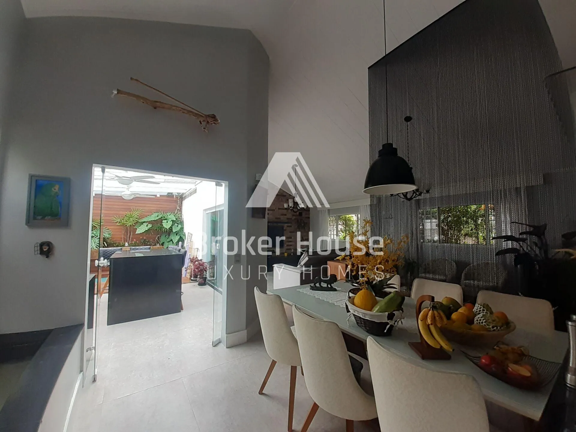 Casa de vila com 3 suítes à venda em Granja Julieta, São Paulo, por R$ 2.450.000 Imagem 3