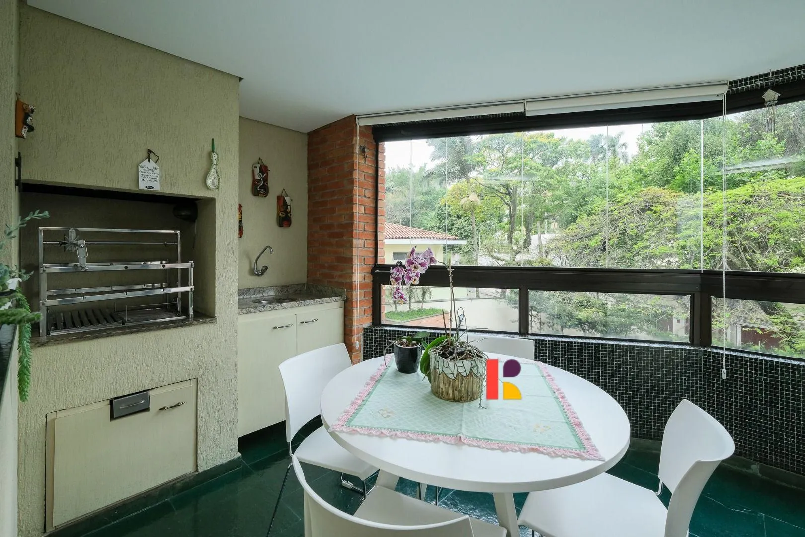 Apartamento com 3 suítes à venda em Vila Madalena, São Paulo, por R$ 2.450.000