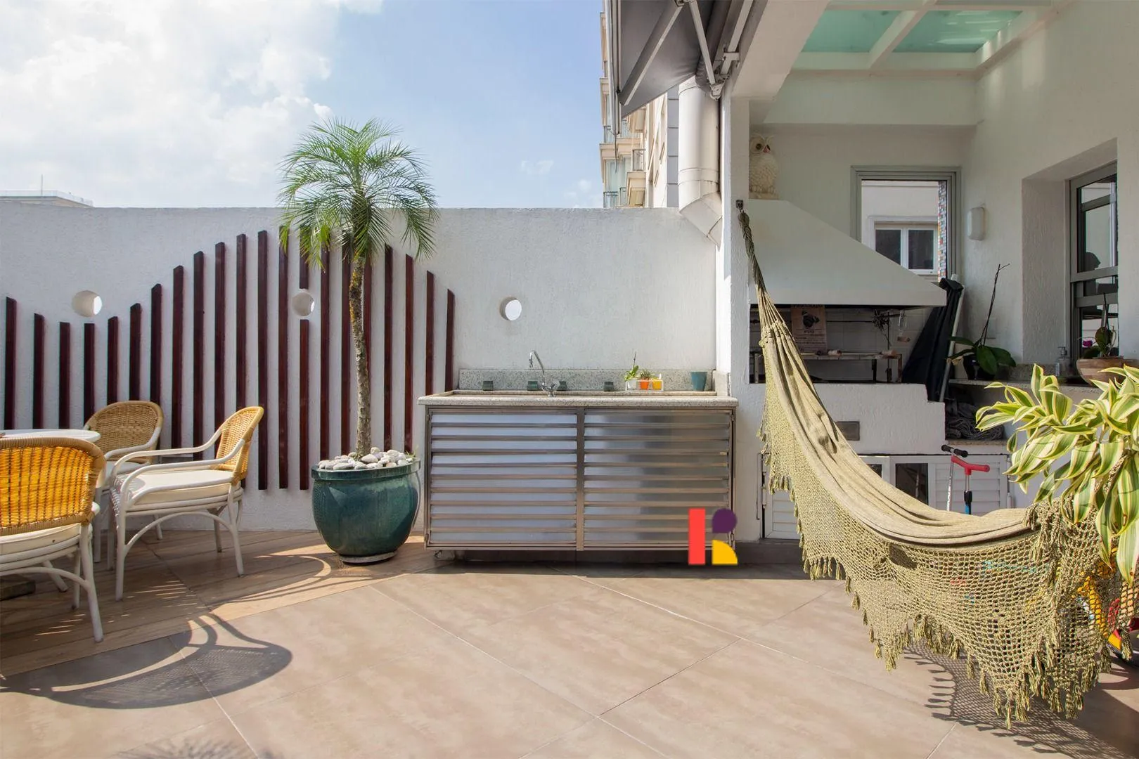 Cobertura com 3 suítes à venda em Santa Cecília, São Paulo, por R$ 2.850.000