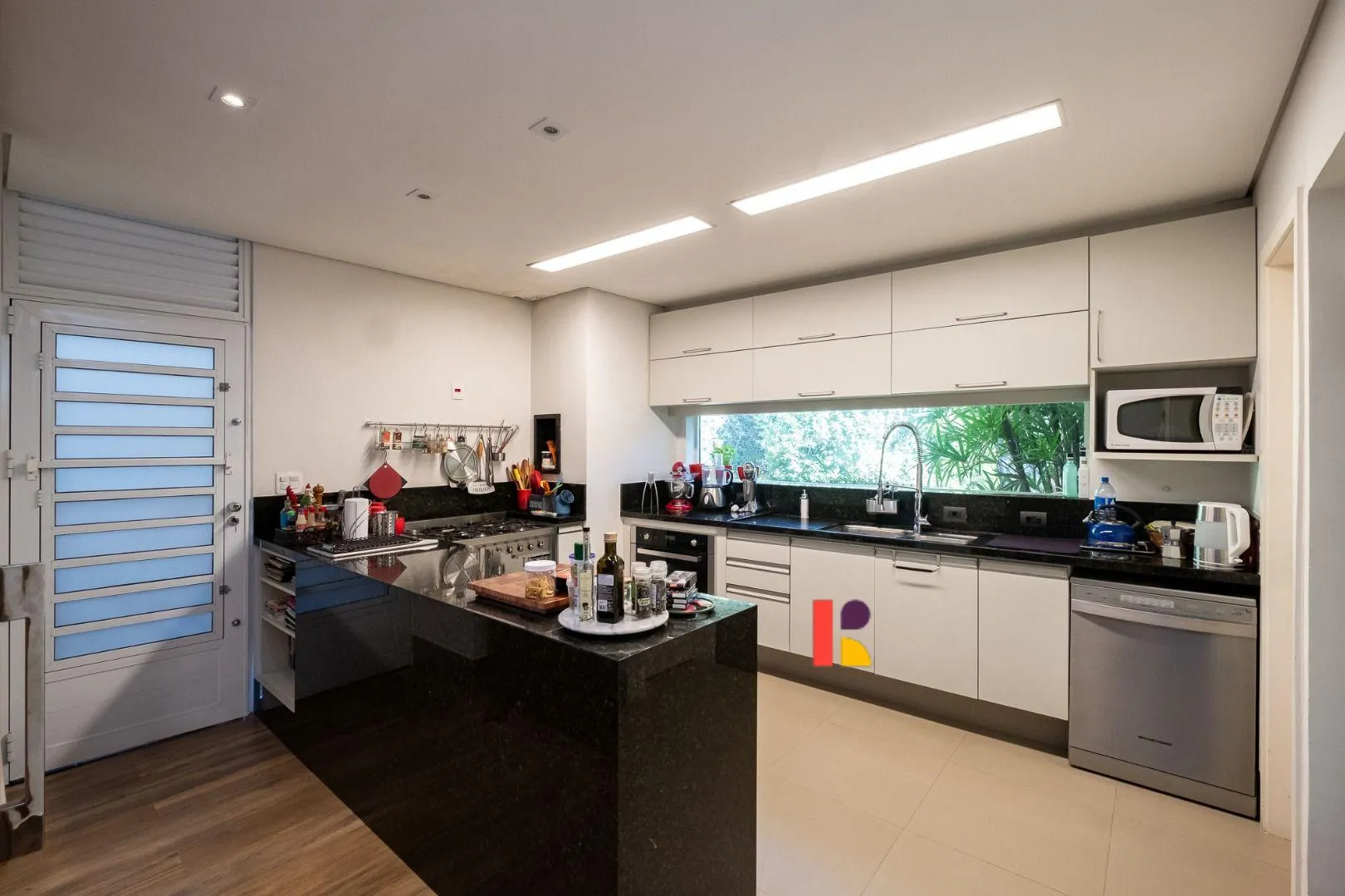 Casa com 1 suítes à venda em Alto De Pinheiros, São Paulo, por R$ 3.950.000 Imagem 14