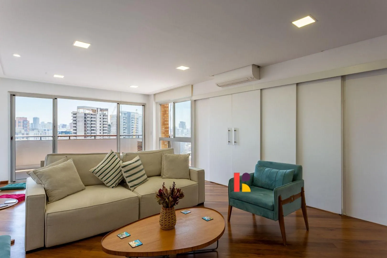 Apartamento com 1 suítes à venda em Pinheiros, São Paulo, por R$ 2.250.000 Imagem 2