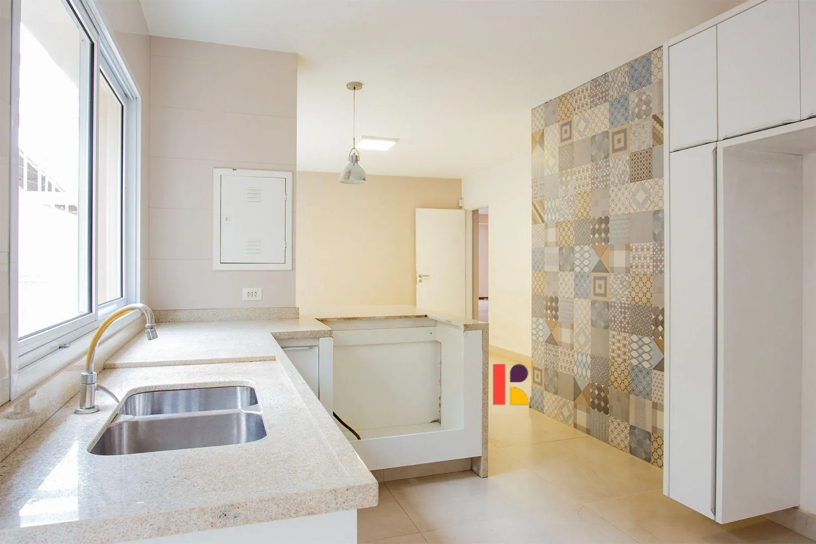 Casa com 1 suítes à venda em Alto de Pinheiros, São Paulo, por R$ 4.950.000 Imagem 5