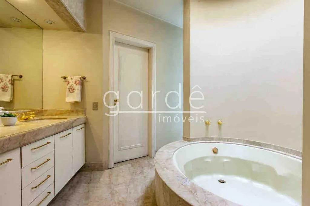 Casa com 4 suítes à venda em Jardim Paulista, São Paulo, por R$ 5.100.000 Imagem 10