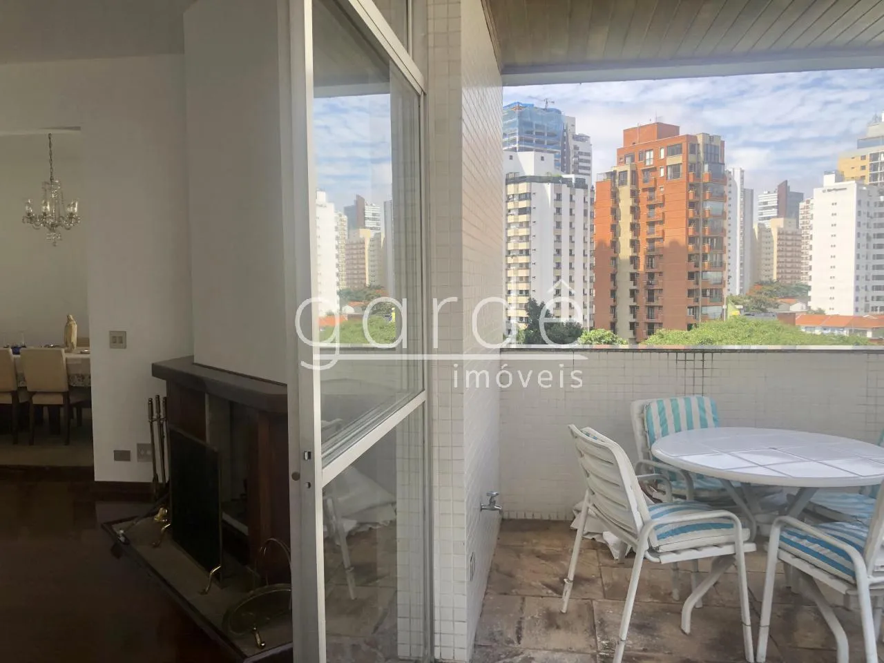 Apartamento com 2 suítes à venda em Moema, São Paulo, por R$ 2.280.000 Imagem 2
