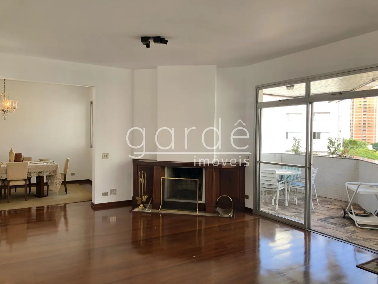Apartamento com 2 suítes à venda em Moema, São Paulo, por R$ 2.280.000 Imagem 3