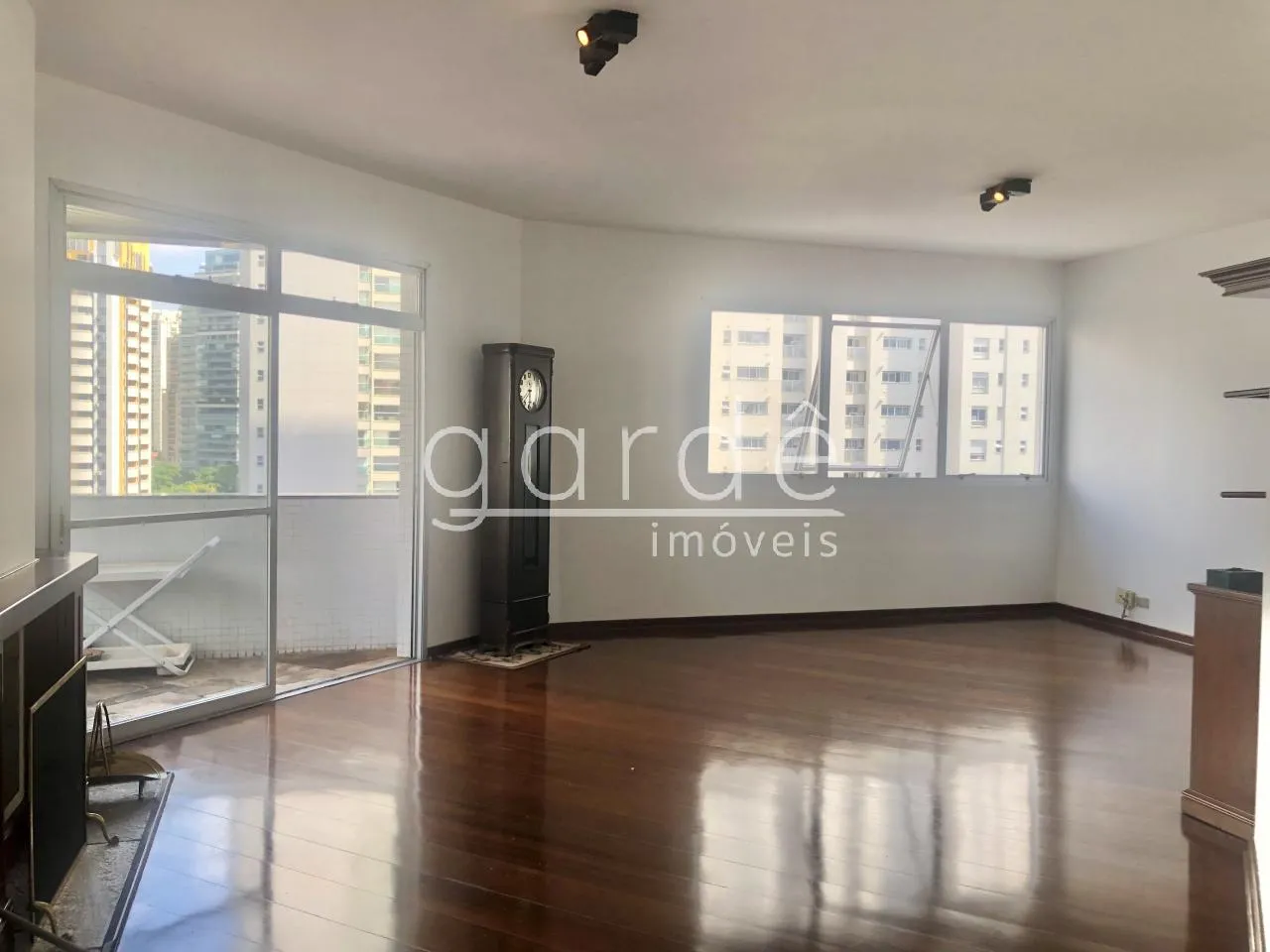Apartamento com 2 suítes à venda em Moema, São Paulo, por R$ 2.280.000 Imagem 5