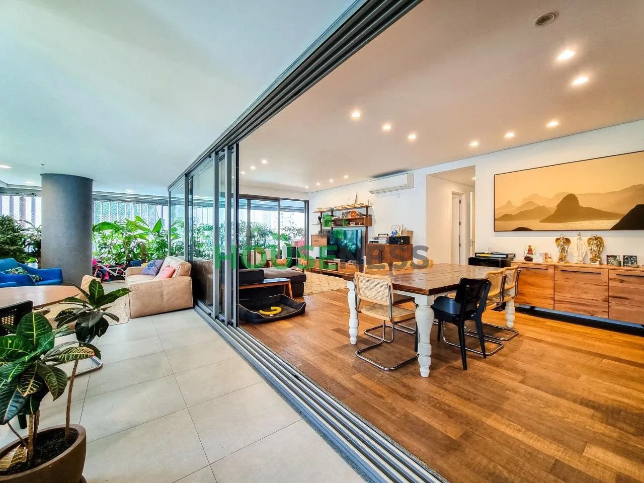 Apartamento com 3 suítes à venda em Vila Nova Conceição, São Paulo, por R$ 8.500.000