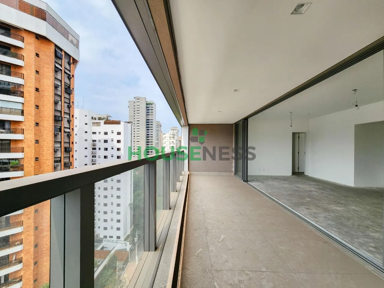 Apartamento com 3 suítes à venda em Vila Nova Conceição, São Paulo, por R$ 3.900.000 Imagem 2