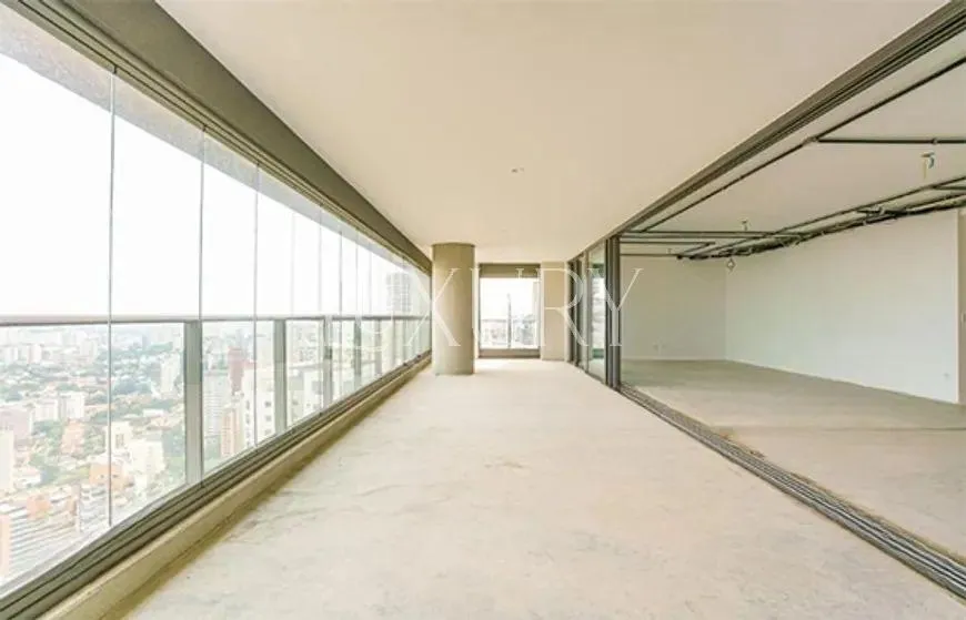 Apartamento com 4 suítes à venda em Vila Madalena, São Paulo, por R$ 6.500.000 Imagem 3