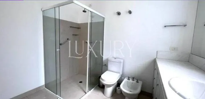 Casa com 2 suítes à venda em Jardim Europa, São Paulo, por R$ 8.600.000 Imagem 31