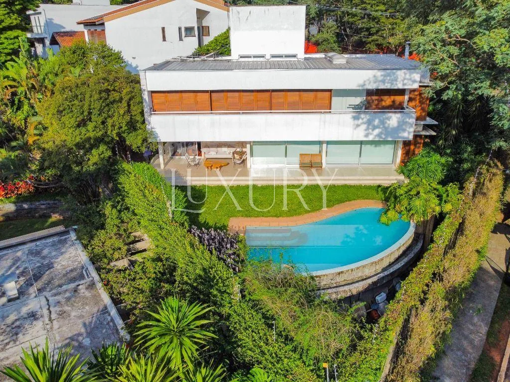 Casa com 4 suítes à venda em Alto de Pinheiros, São Paulo, por R$ 7.970.000
