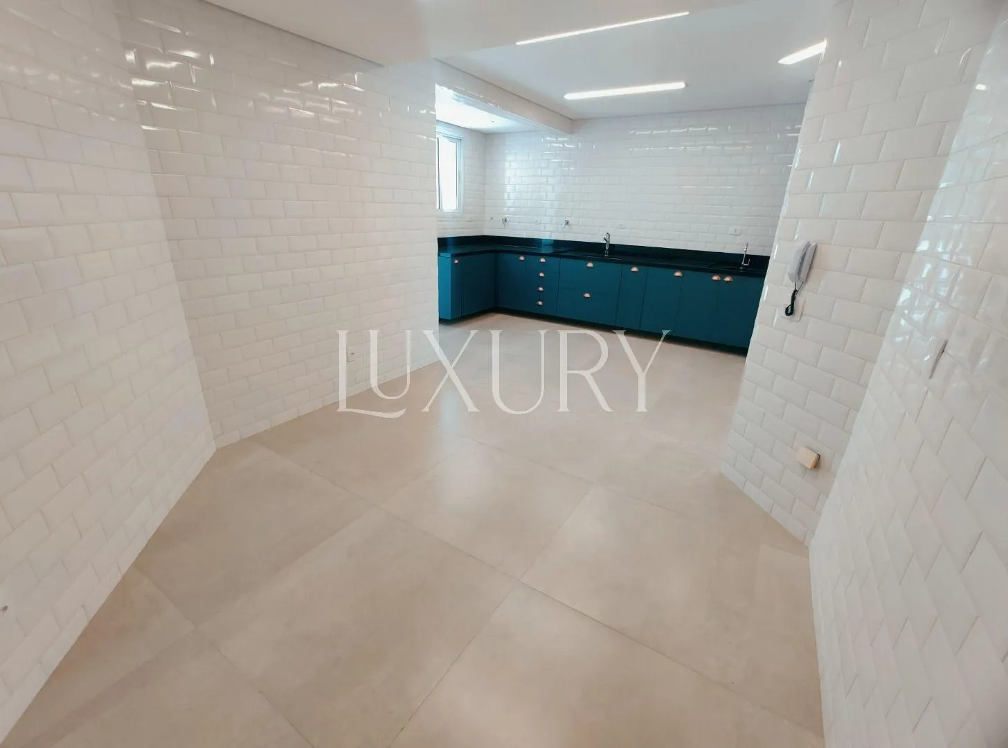 Casa com 2 suítes à venda em Alto De Pinheiros, São Paulo, por R$ 4.390.000 Imagem 9