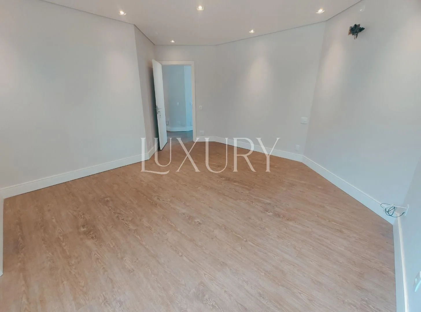 Casa com 2 suítes à venda em Alto De Pinheiros, São Paulo, por R$ 4.390.000 Imagem 34