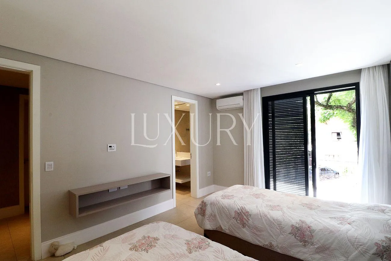 Casa com 4 suítes à venda em Jardim Paulista, São Paulo, por R$ 9.800.000 Imagem 26