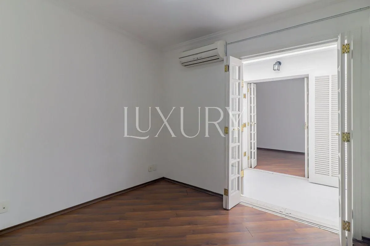 Casa com 4 suítes à venda em Vila Nova Conceição, São Paulo, por R$ 3.200.000 Imagem 15