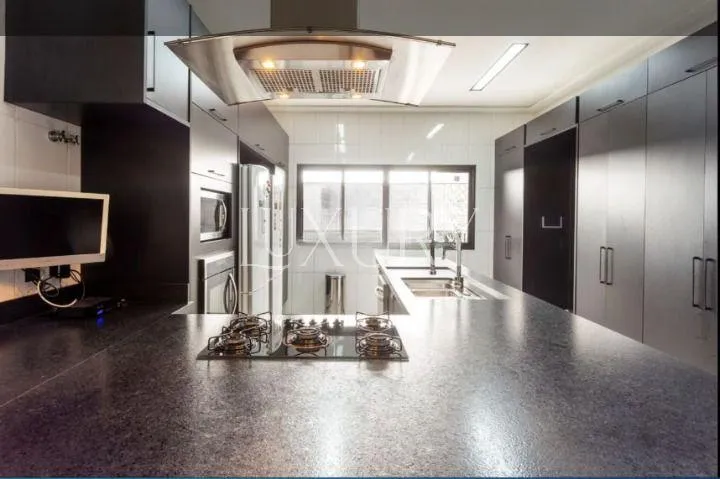Casa com 5 suítes à venda em Jardim Paulista, São Paulo, por R$ 14.200.000 Imagem 17