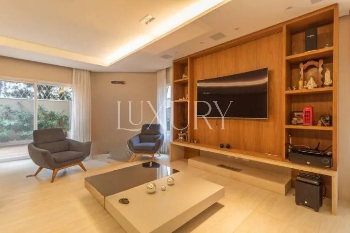 Casa com 4 suítes à venda em Vila Madalena, São Paulo, por R$ 4.290.000 Imagem 2