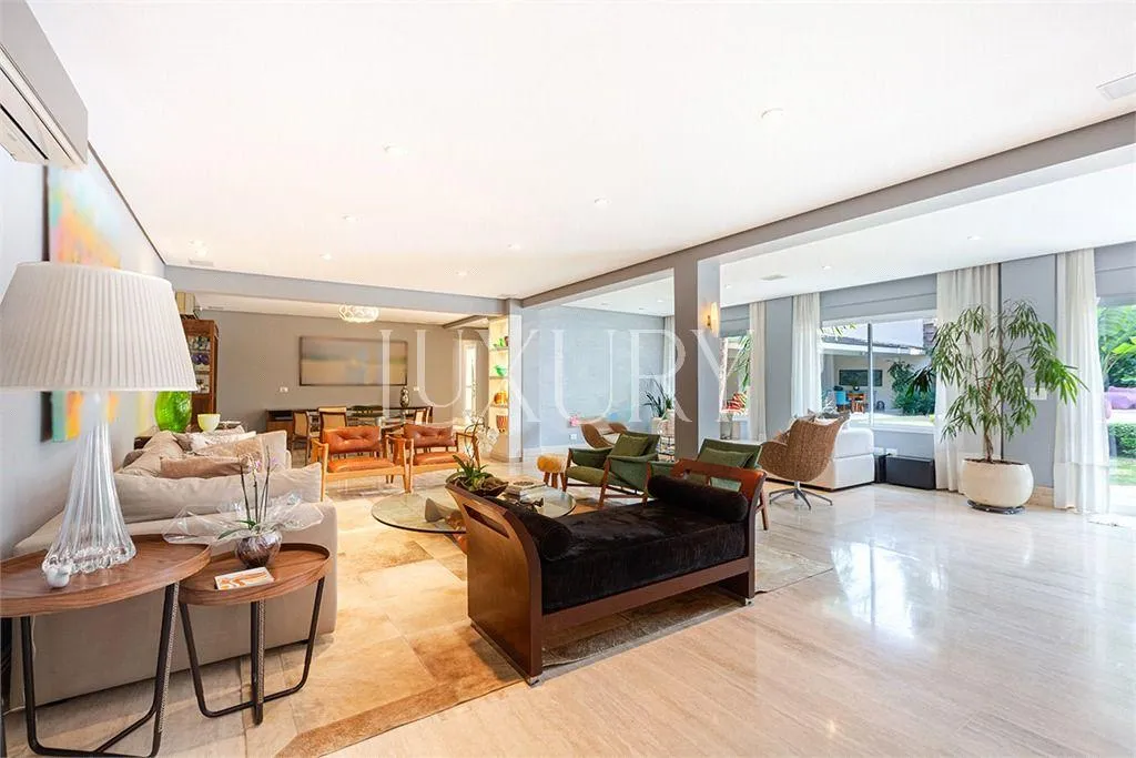 Casa com 5 suítes à venda em Alto de Pinheiros, São Paulo, por R$ 18.000.000 Imagem 2