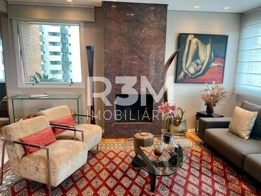 Apartamento com 4 suítes à venda em Moema, São Paulo, por R$ 3.710.000 Imagem 4