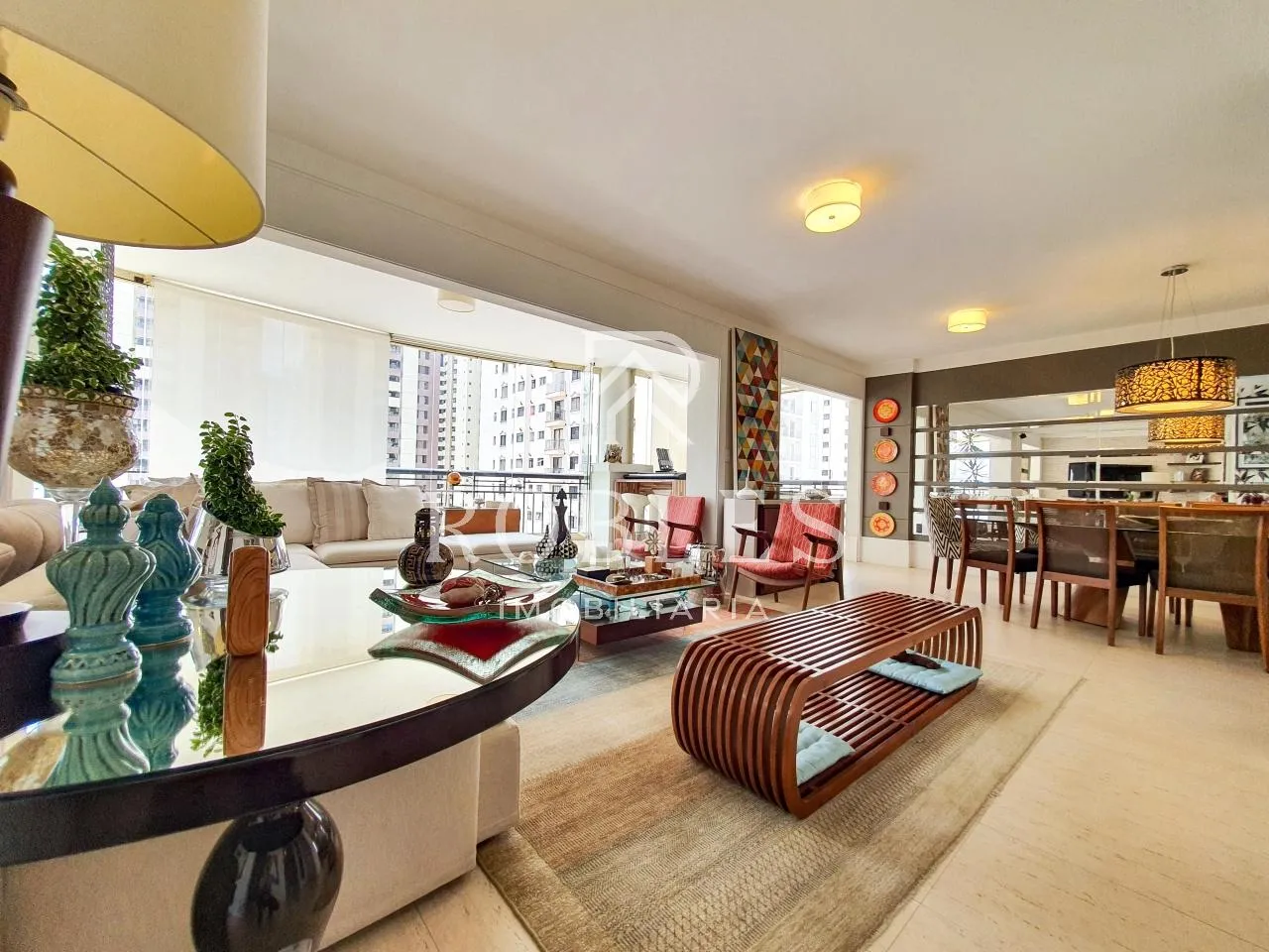 Apartamento com 3 suítes à venda em Cidade Monções, São Paulo, por R$ 3.300.000 Imagem 2