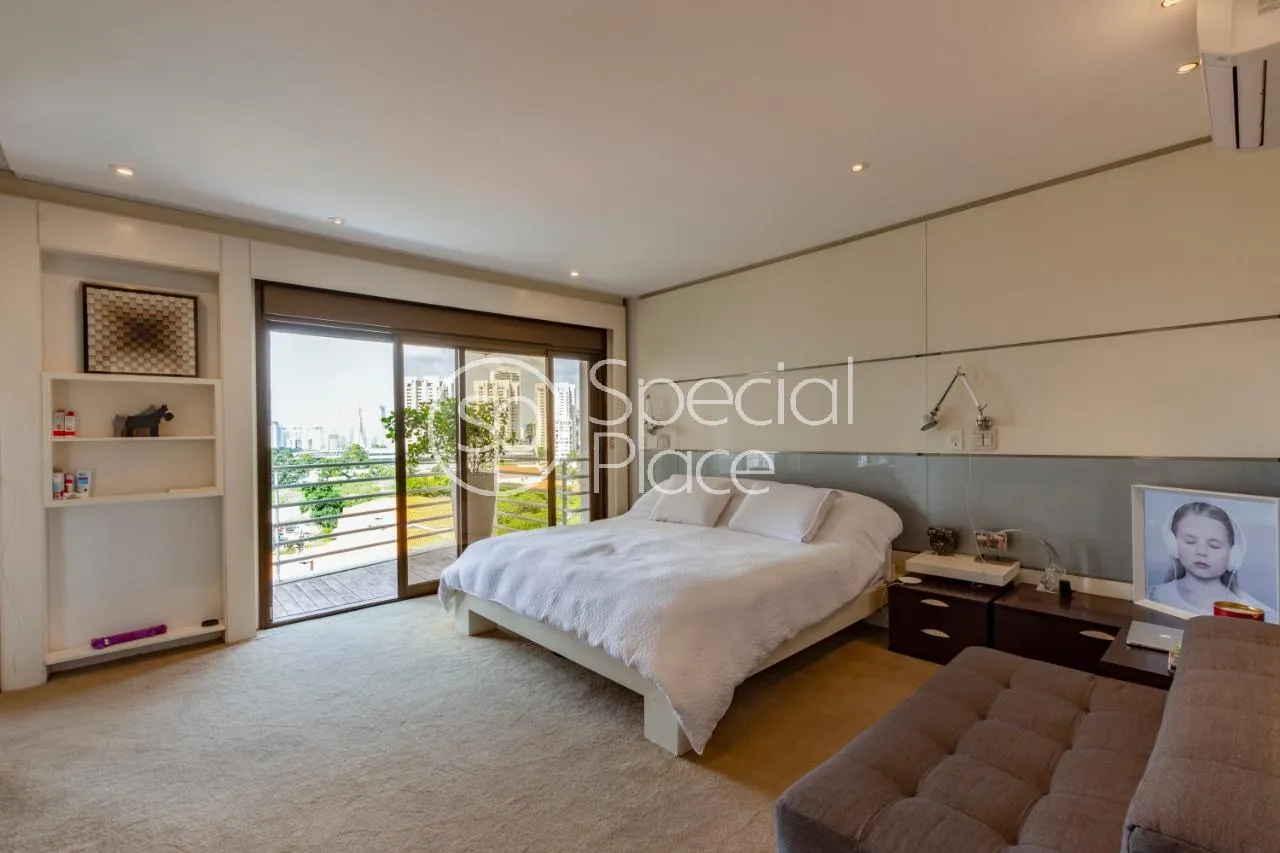 Casa de condomínio com 3 suítes à venda em Cidade Jardim, São Paulo, por R$ 8.000.000 Imagem 19