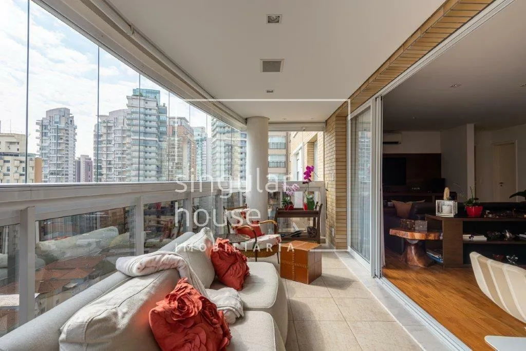 Apartamento com 3 suítes à venda em Vila Nova Conceição, São Paulo, por R$ 3.900.000