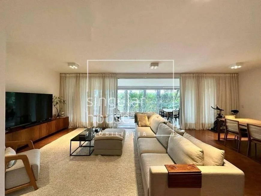 Apartamento com 3 suítes à venda em Campo Belo, São Paulo, por R$ 4.770.000