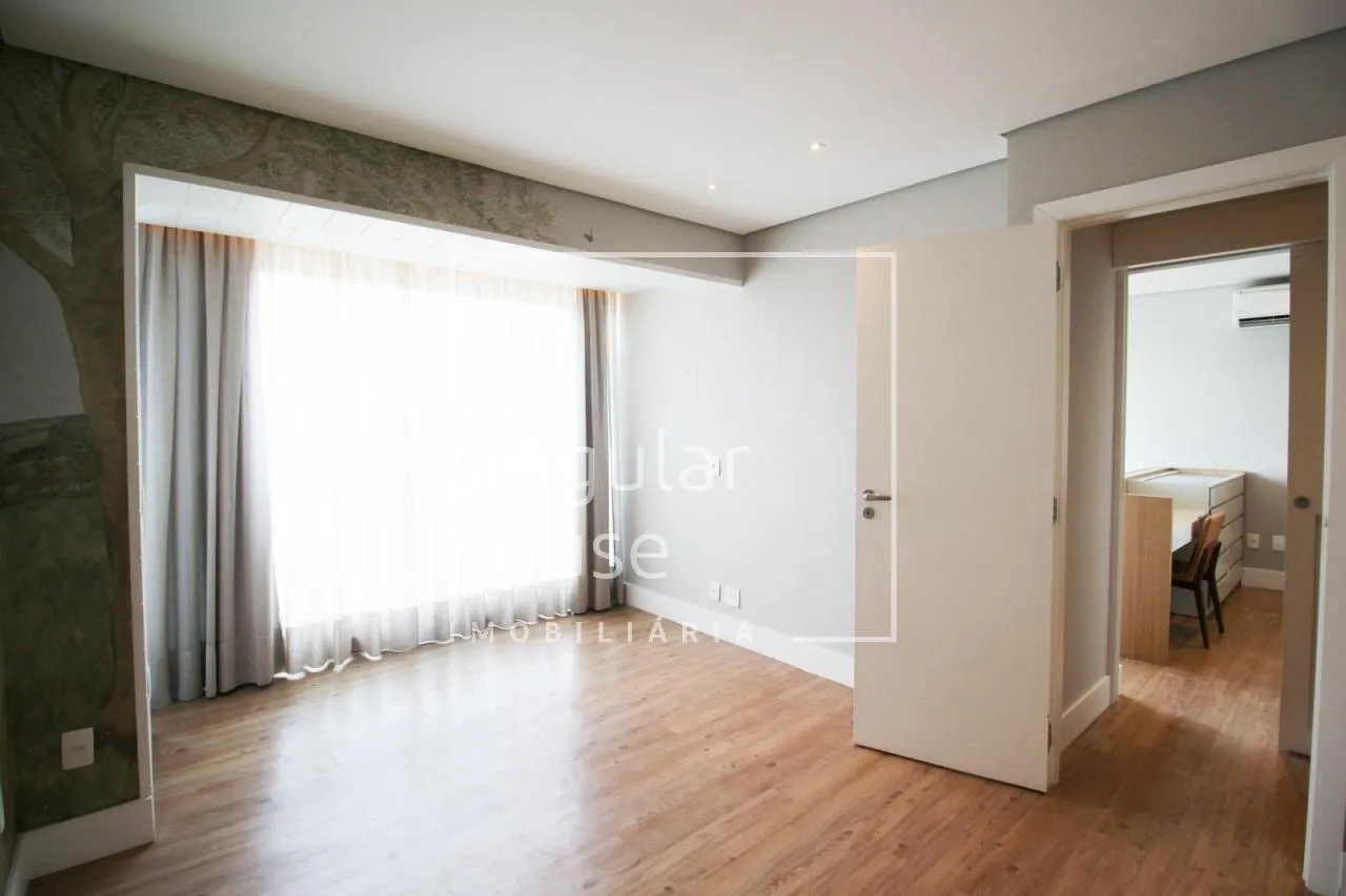 Cobertura com 2 suítes à venda em Vila Nova Conceição, São Paulo, por R$ 4.500.000 Imagem 10