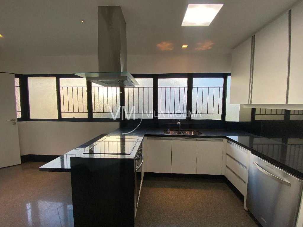 Apartamento com 3 suítes à venda em Moema, São Paulo, por R$ 3.700.000 Imagem 9
