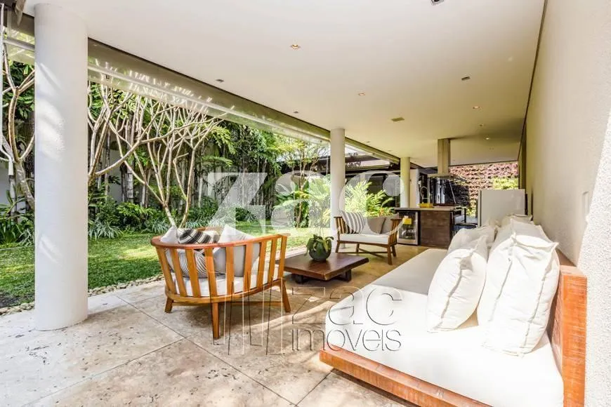 Casa com 4 suítes à venda em Jardim Europa, São Paulo, por R$ 30.000.000 Imagem 12