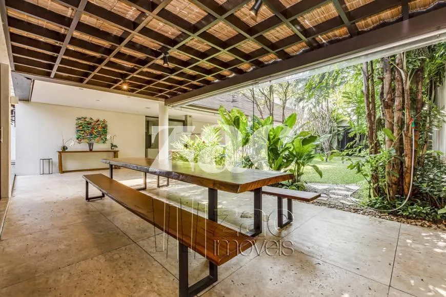 Casa com 4 suítes à venda em Jardim Europa, São Paulo, por R$ 30.000.000 Imagem 13