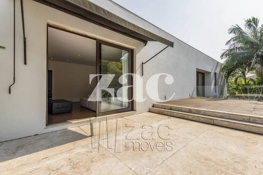Casa com 4 suítes à venda em Jardim Europa, São Paulo, por R$ 30.000.000 Imagem 18