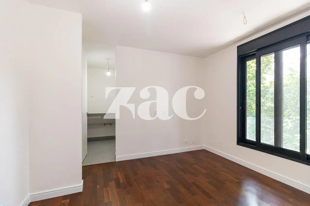 Casa com 4 suítes à venda em Alto De Pinheiros, São Paulo, por R$ 7.590.000 Imagem 17