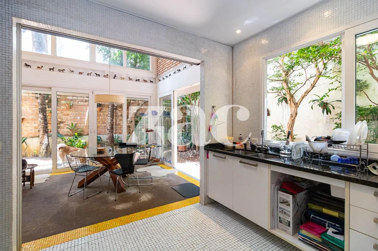 Casa com 1 suítes à venda em Vila Madalena, São Paulo, por R$ 4.200.000 Imagem 5