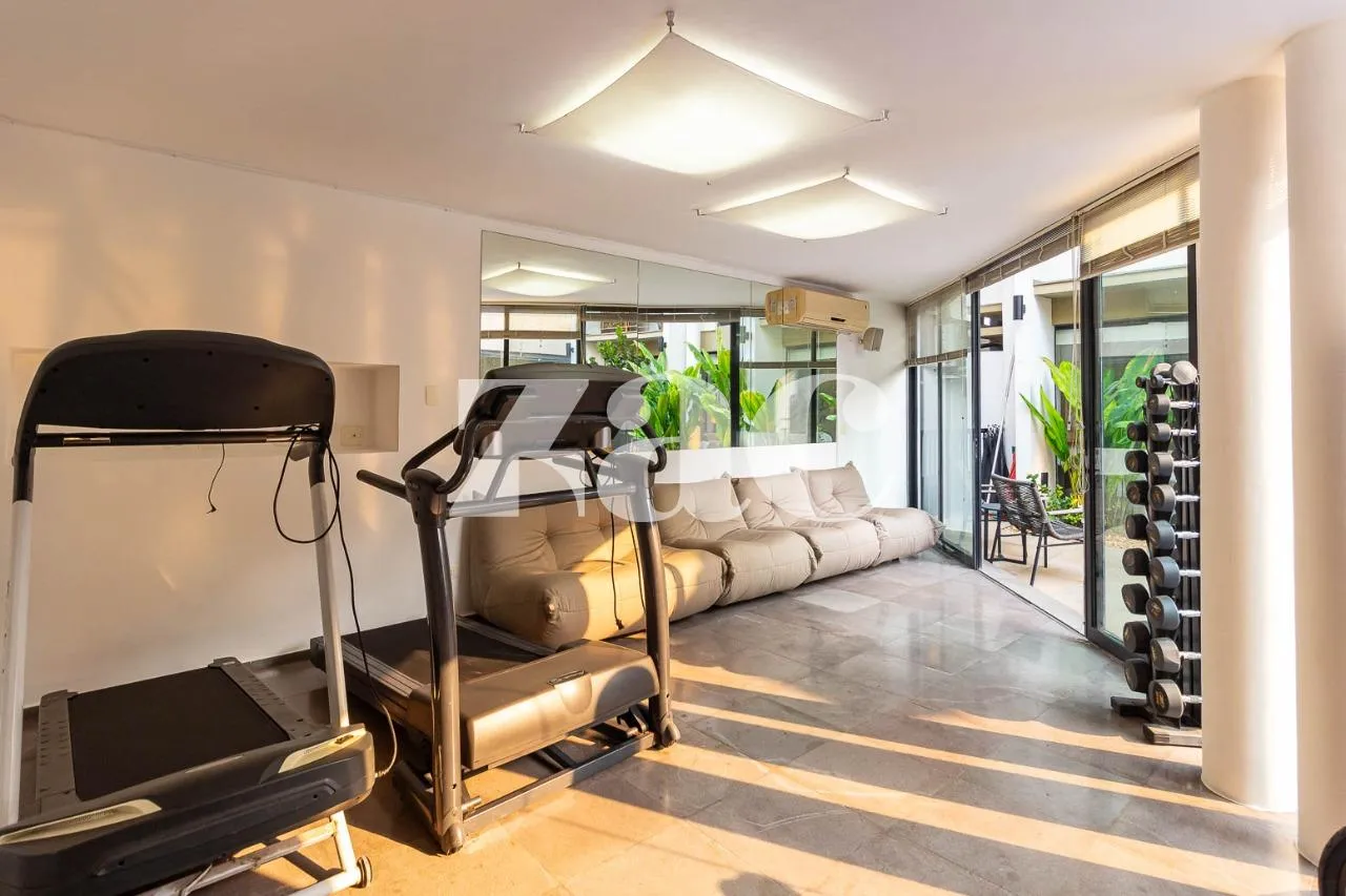 Casa com 5 suítes à venda em Alto De Pinheiros, São Paulo, por R$ 5.500.000 Imagem 59