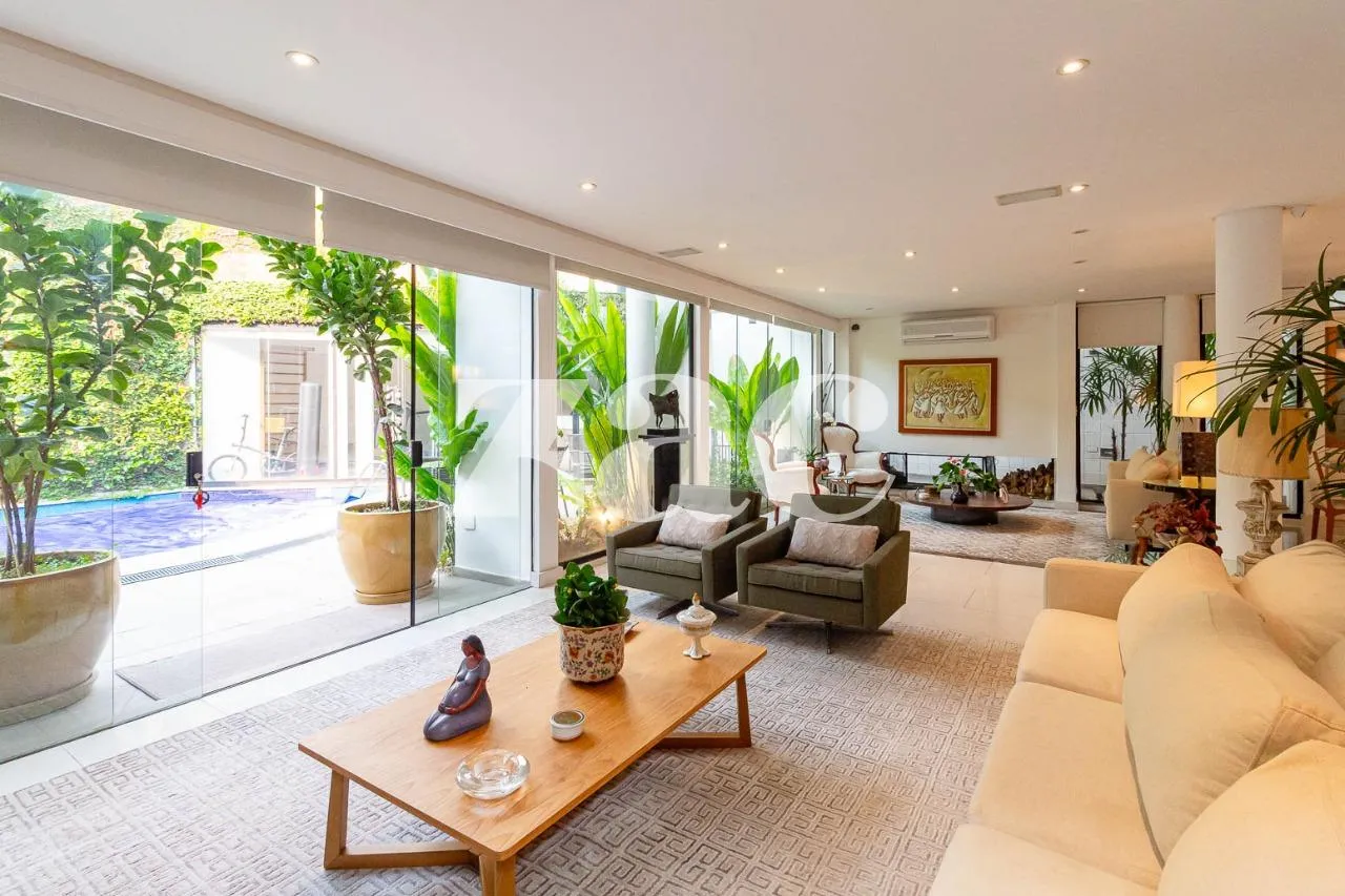 Casa com 5 suítes à venda em Alto De Pinheiros, São Paulo, por R$ 5.500.000 Imagem 18