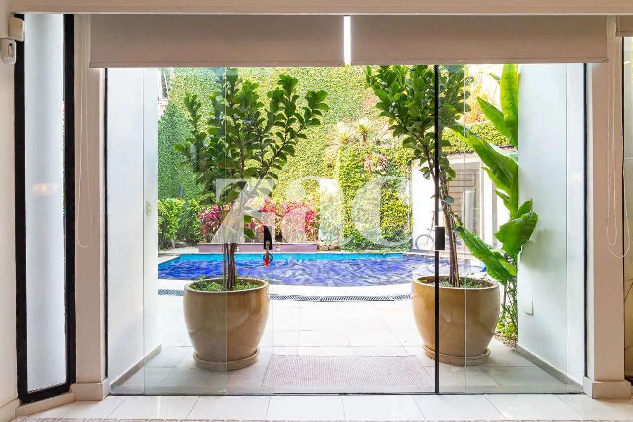 Casa com 5 suítes à venda em Alto De Pinheiros, São Paulo, por R$ 5.500.000 Imagem 12