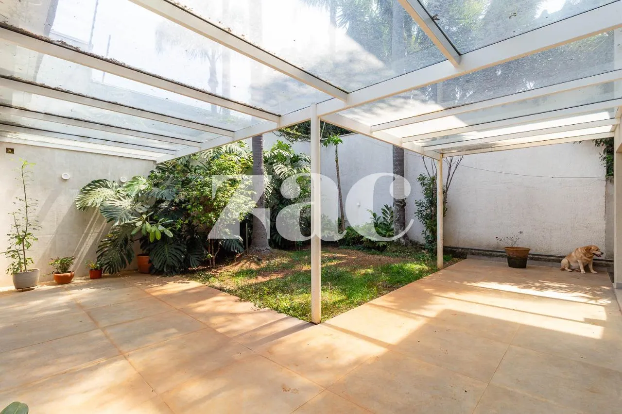 Casa com 1 suítes à venda em Alto De Pinheiros, São Paulo, por R$ 4.950.000 Imagem 2