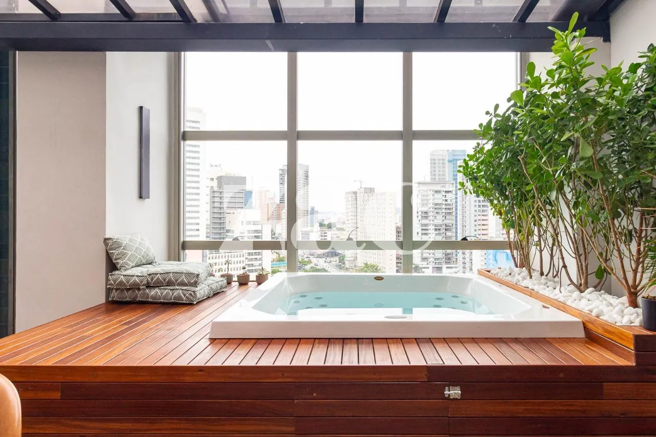 Cobertura com 1 suítes à venda em Vila Madalena, São Paulo, por R$ 2.700.000